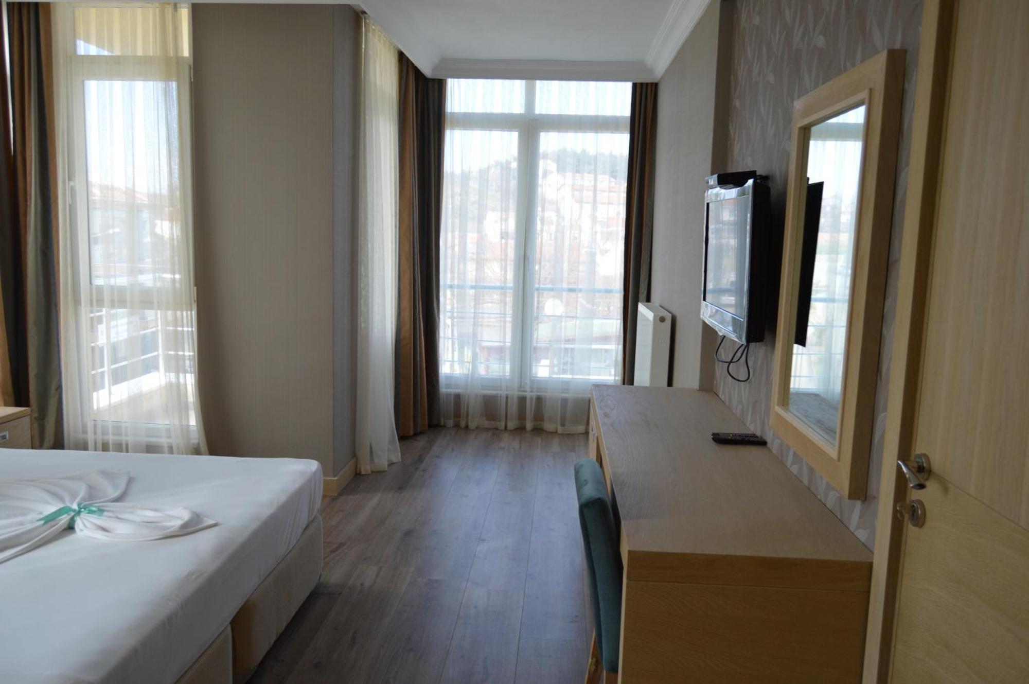 Kale Palace Hotel İmroz Bagian luar foto