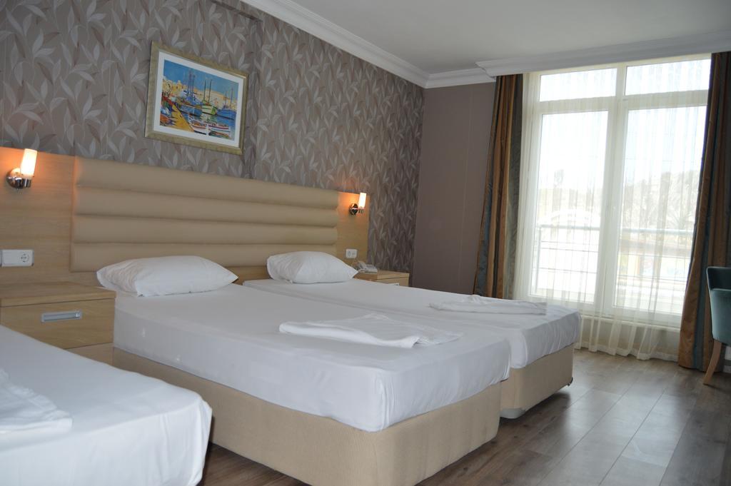 Kale Palace Hotel İmroz Bagian luar foto