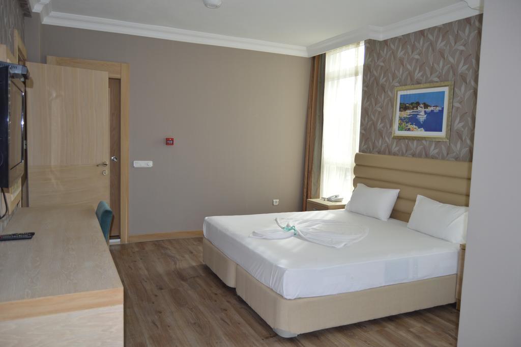Kale Palace Hotel İmroz Ruang foto